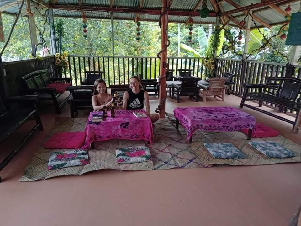 Sun Valley Backpackers Inn 爱妮岛 外观 照片