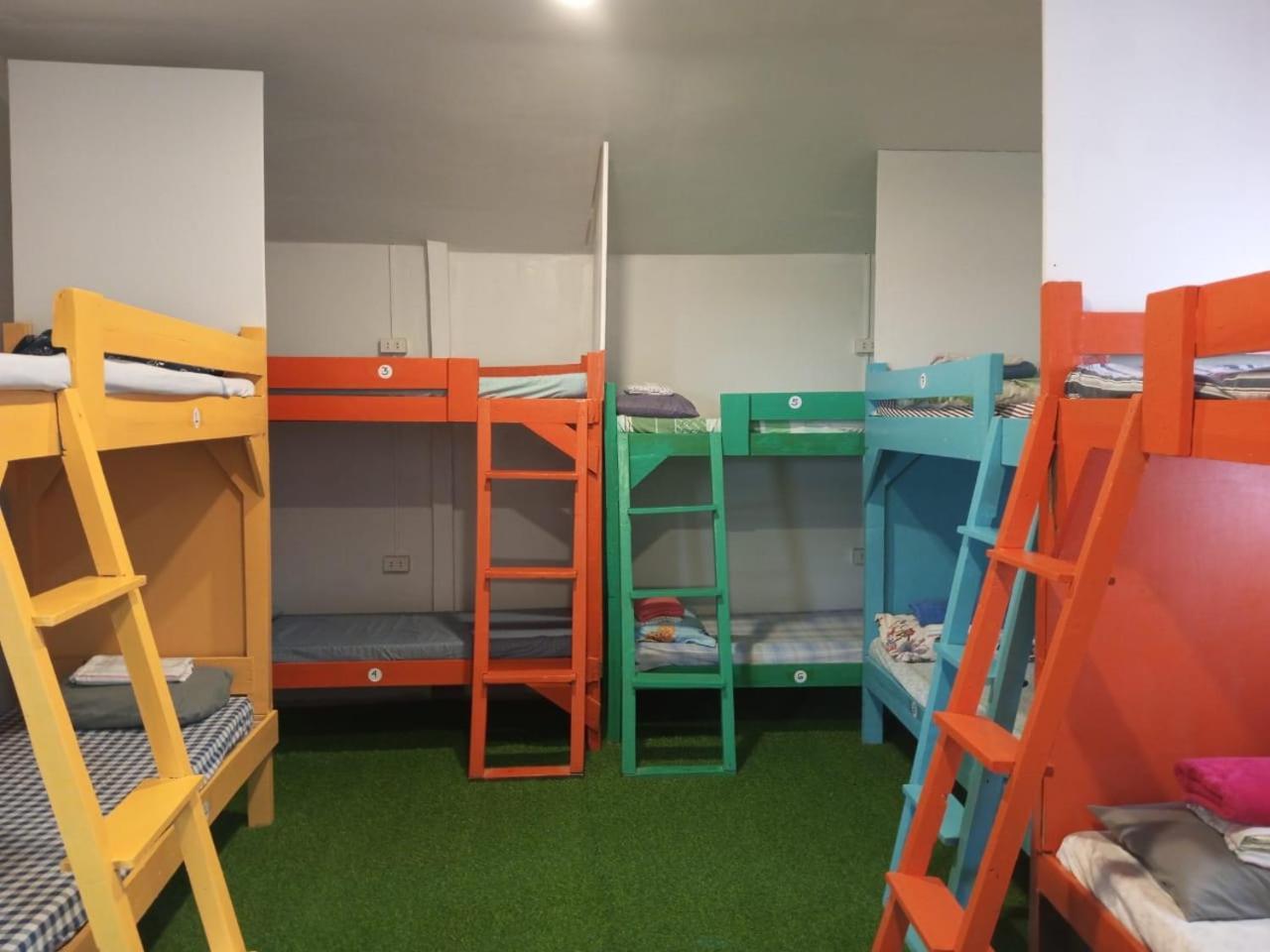 Sun Valley Backpackers Inn 爱妮岛 外观 照片